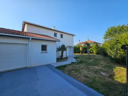 Belle Maison familiale 4 chambres (14)