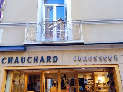 A Vendre Fond de Commerce emplacement N°1 MILLAU 12100 (17)