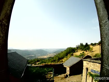 Maison de caractère du XVIIᵉ siècle à restaurer – Au cœur de Castelnau-Pégayrols (12)
