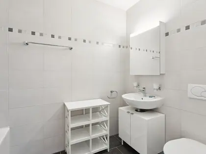 Appartement lumineux de 3,5 pièces avec loggia (2)
