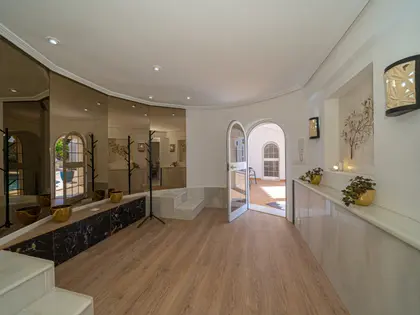 Spectaculaire Villa méditéterranéenne avec vue panoramique sur la mer (13)