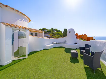Spectaculaire Villa méditéterranéenne avec vue panoramique sur la mer (2)