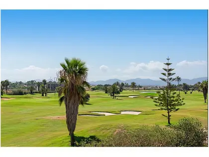 Une villas moderne - situé en bordure du golf La Serena à Los Alcazares (7)