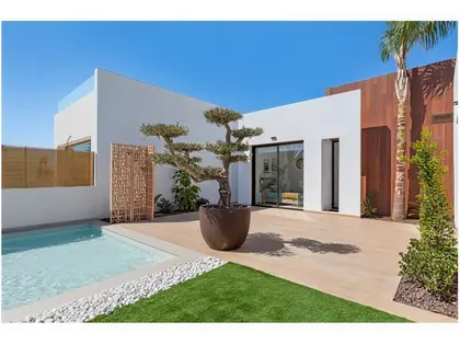 Une villas moderne - situé en bordure du golf La Serena à Los Alcazares (5)