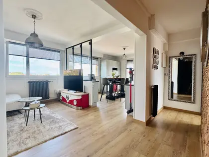 T3 avec vue panoramique sur la ville  (1)