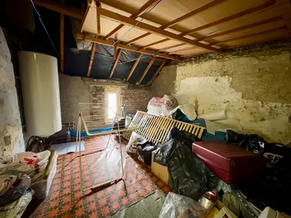 MAISON avec beaux volumes - 4 CHAMBRES (8)