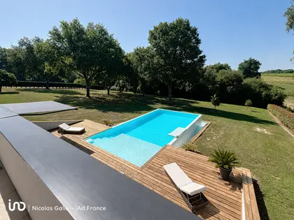 MAISON À CRÉON DE PLUS DE 175M2 ENVIRON HABITABLE AVEC PISCINE SUR UN TERRAIN DE 4200M2 (5)