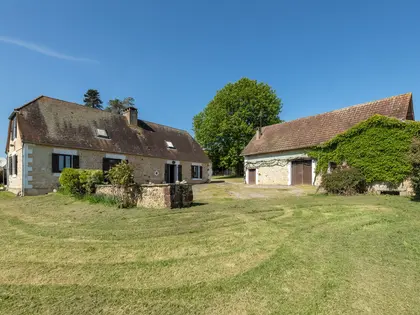 Corps de ferme en pierre - Un coin de paradis pour les amoureux de nature et de liberté (1)