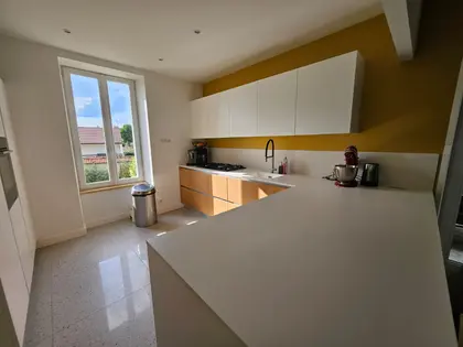 Magnifique maison de ville en Pierre (17)
