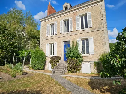 Magnifique maison de ville en Pierre (12)