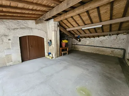 Grange et dépendances À FORT POTENTIEL AU CEUR DU PÉRIGORD Vert (1)