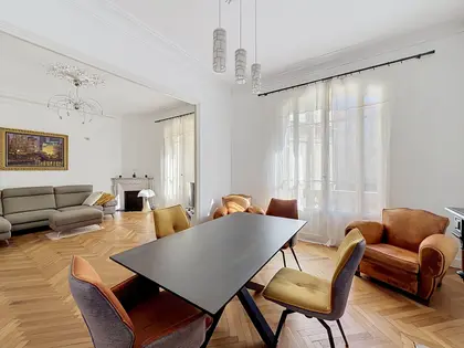 Viager, libreNice boulevard Victor Hugo, Alsace-Lorraine, dans un immeuble bourgeois, classé remarquable, vaste appartement 5 pièces  (3)