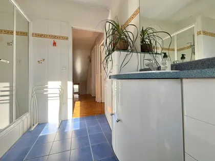MAISON PLACE DU FORUM AVEC EXTERIEUR (24)
