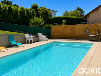 Montanay (69250) | Magnifique maison familiale T6 rénovée avec piscine et vue panoramique – 640 000 € (2)