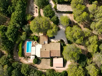 Belle maison de 190 m² avec dépendance de type 2 de 35 m² sur 6000 m²  (18)