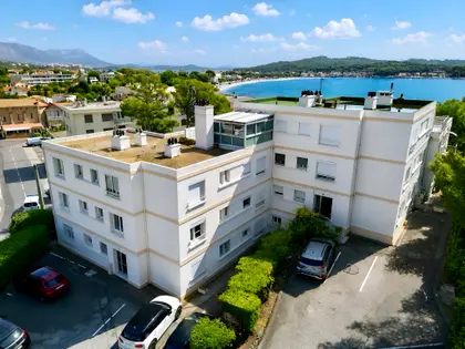 Appartement T3 avec terrasse vue mer, parking et cave ! (16)