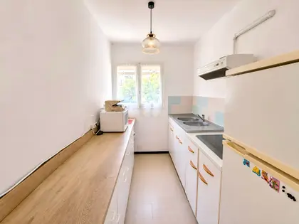 Appartement T3 avec terrasse vue mer, parking et cave ! (7)