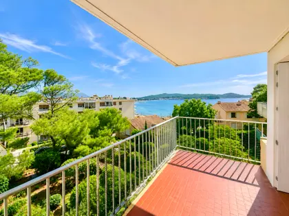 Appartement T3 avec terrasse vue mer, parking et cave ! (12)