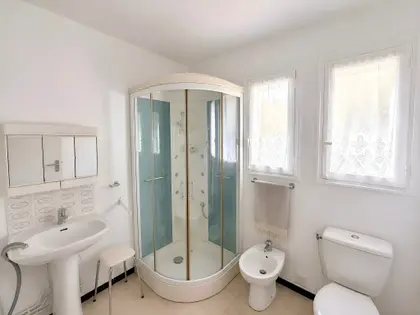 Appartement T3 avec terrasse vue mer, parking et cave ! (9)