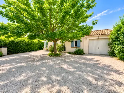 Belle maison T5 de 120 m² sur 900 m² avec garage à TOURVES (4)
