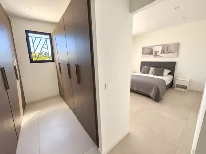 Magnifique propriété de 290 m² composée de 3 habitations (14)