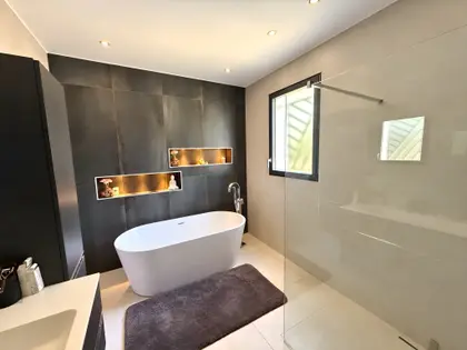 Magnifique propriété de 290 m² composée de 3 habitations (17)