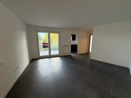 APPARTEMENT F2 NEUF (1)