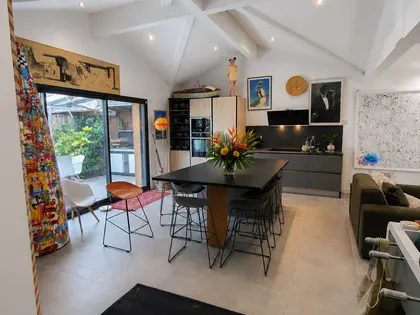 Villa de prestige de 4 chambres avec piscine couverte (4)