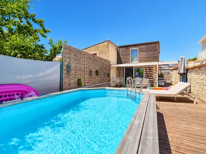 MAISON FAMILIALE AVEC BEAUX VOLUMES, PISCINE ET 4 CHAMBRES (11)