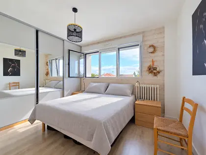 MAISON D'EXCEPTION ENTIÈREMENT RÉNOVÉE AVEC PISCINE CHAUFFÉE, 4 CHAMBRES, AU CŒUR DU BOURG (11)