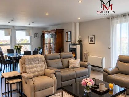 DUPLEX 105 m² - DERNIER ÉTAGE - TERRASSE - ASCENSEUR - PARKING (4)