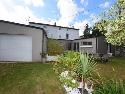 Maison de Charme Nantes Sèvres – Emplacement Rare et Recherché au calme (25)