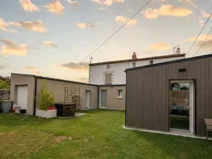 Maison de Charme Nantes Sèvres – Emplacement Rare et Recherché au calme (10)