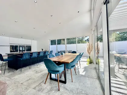 Superbe Villa avec une vue dégagée sur le pilat (8)