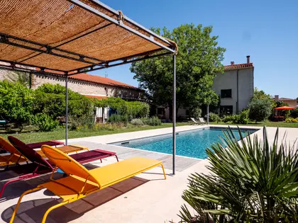 Exceptional Character Property Near Argelès-sur-Mer (9)